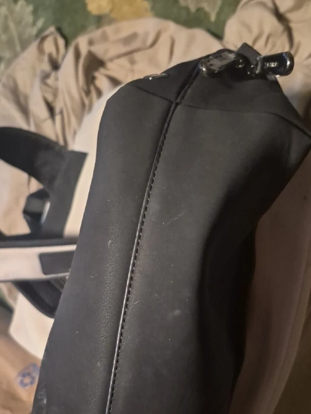 caraa Two-Tone White and Black Men's Backpack